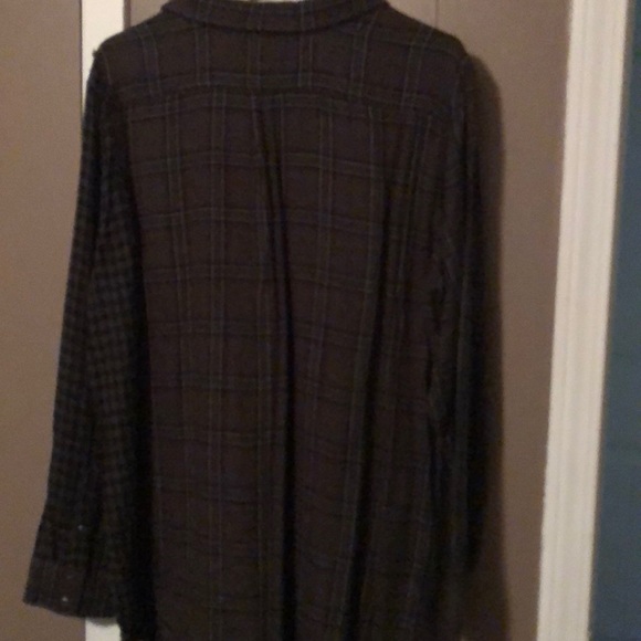 Shirt - Picture 3 of 3